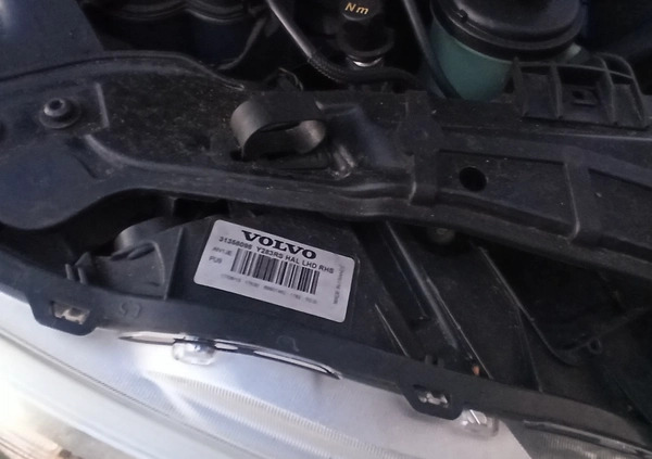 Volvo V60 cena 31600 przebieg: 233114, rok produkcji 2013 z Choszczno małe 596